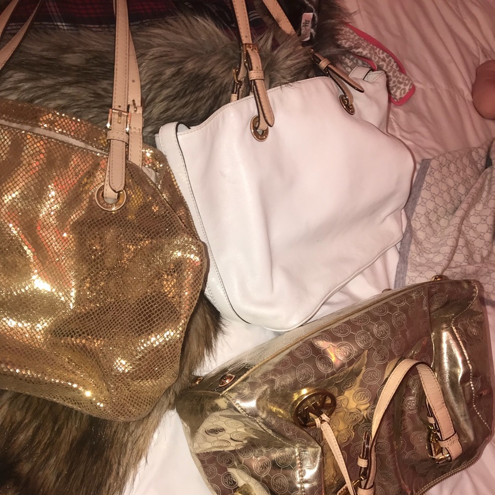 GREAT DEAL 3 authentic Michael kors purses!